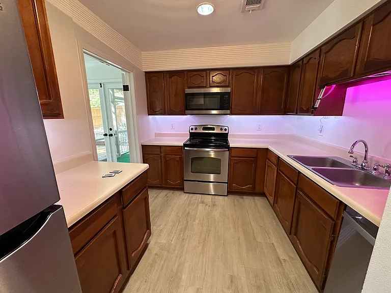 4595 Village Oaks Cir — Photo 14