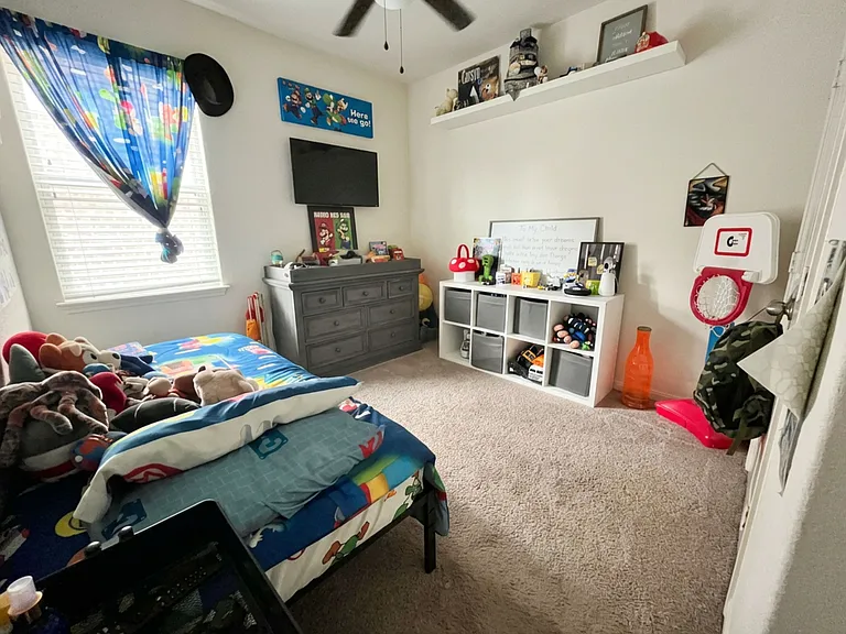 2nd Bedroom