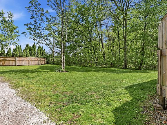 5th image of 13995 Graham Rd