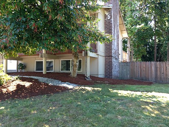 4th image of 6917 152nd Ave NE