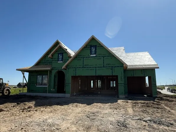 1918 NE Pine Lake Cir, Ankeny, IA 50021