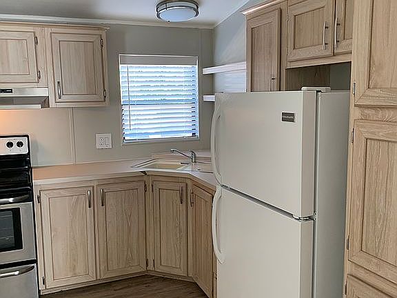 2nd image of 3733 W Rose Garden Ln