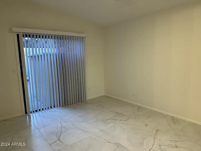 18811 N 44th Pl — Photo 3