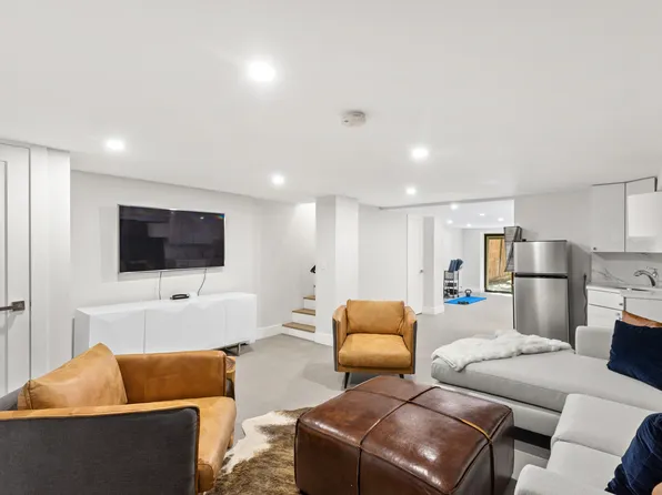 528 West 175th Street image 29 of 35