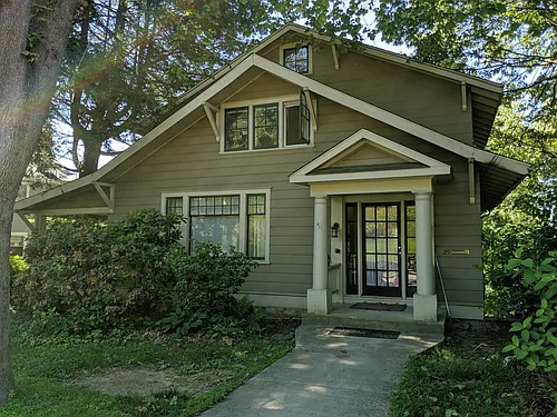 25 Forest Hill Dr Photo 1