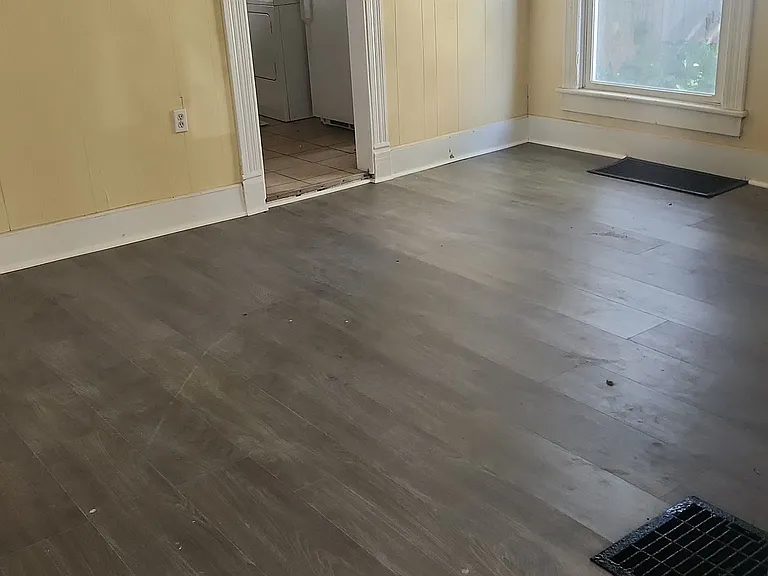 Doorway to kitchen from Dining