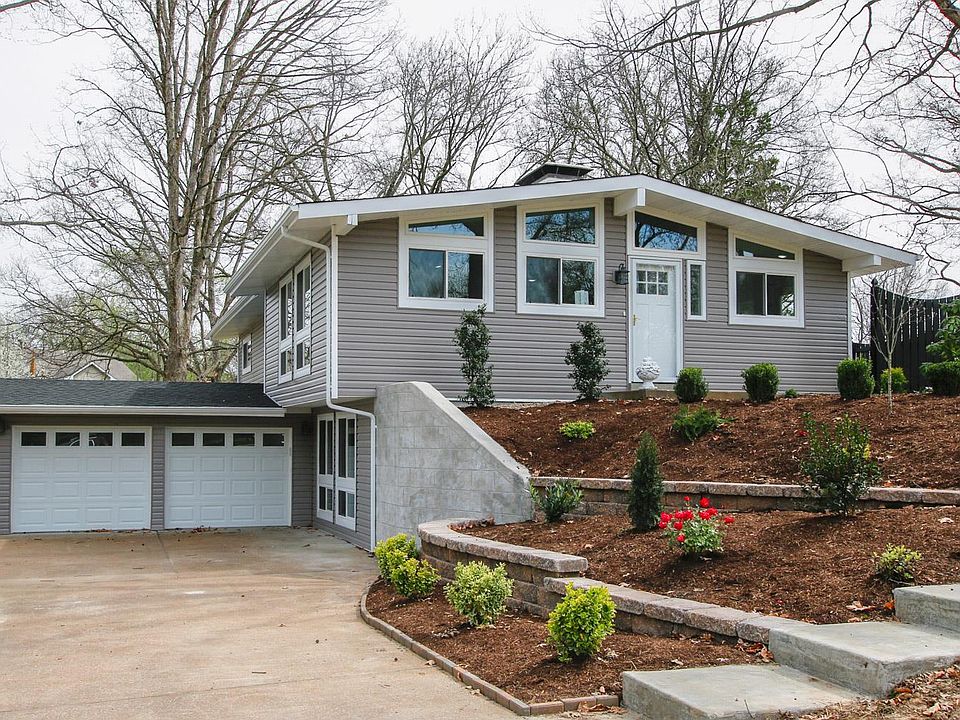 1st image of 1558 Windridge Dr