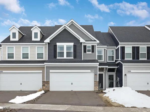 9684 4th Street Ln N, Lake Elmo, MN 55042