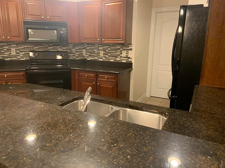 8994 Aegean Cir — Photo 5