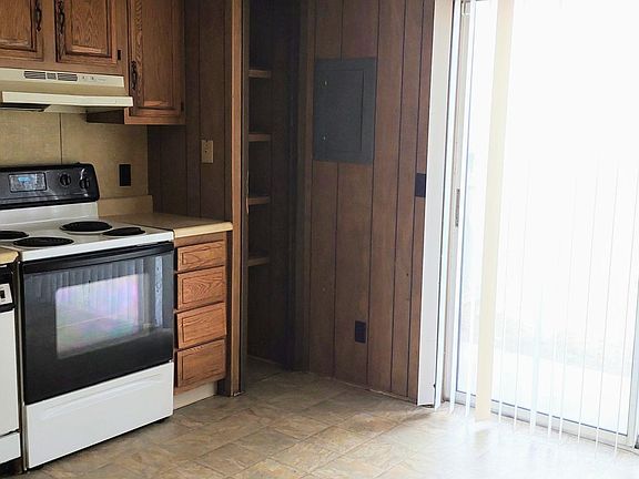 Kitchen and patio door