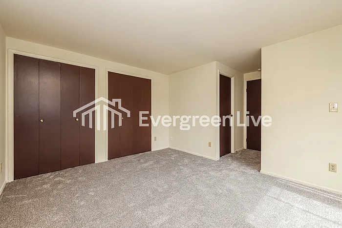 5664 Troy Villa Blvd — Photo 8