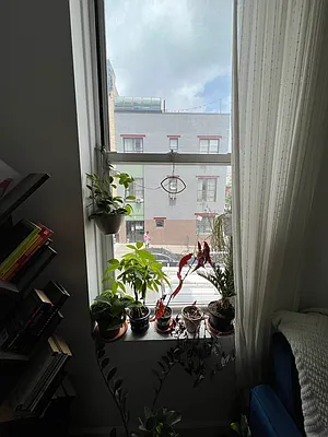 Rented by Delmark Realty LLC | media 35