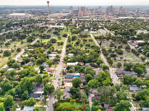 1131 Center LOT 30&31, San Antonio, TX 78202