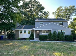 28 New Monmouth Rd, Middletown, NJ 07748
