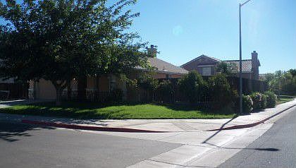 2nd image of 1898 Columbia Dr