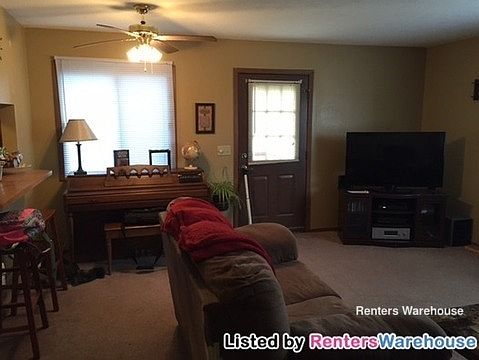 3rd image of 1587 Helmo Ave N