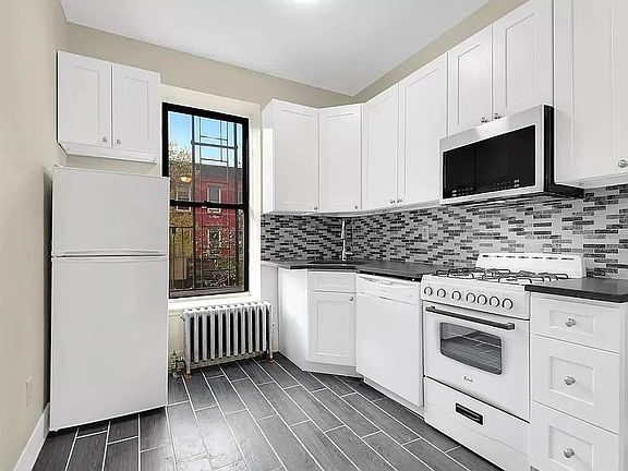 2nd image of 663 President St #A3