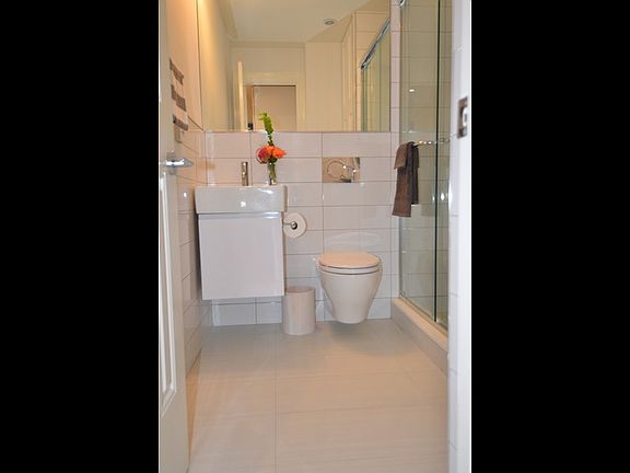 2nd image of 70 University Pl APT 2