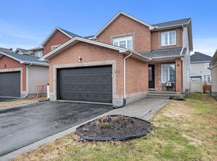 1641 Frenette St, Ottawa, ON K4A 5B7