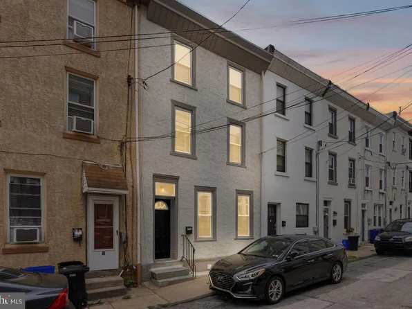 4518 Ritchie St, Philadelphia, PA 19127
