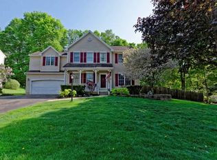 229 S Springhurst Dr, East Greenbush, NY 12061