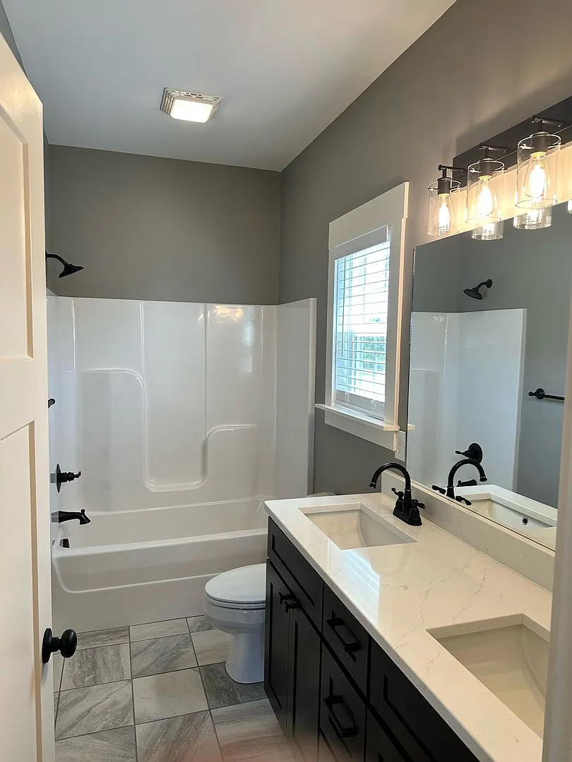 Beautiful New Construction — Photo 2