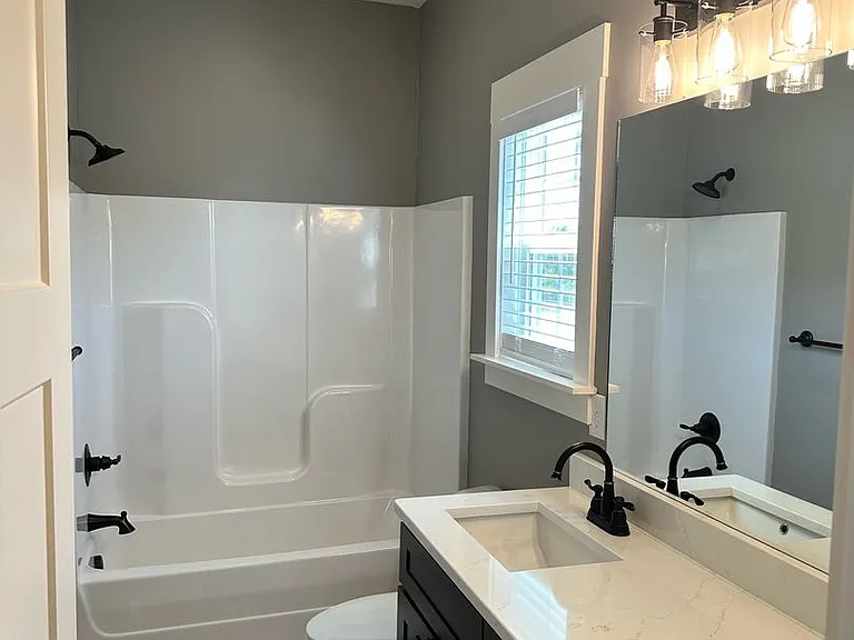 350 Johnson Rd — Photo 2