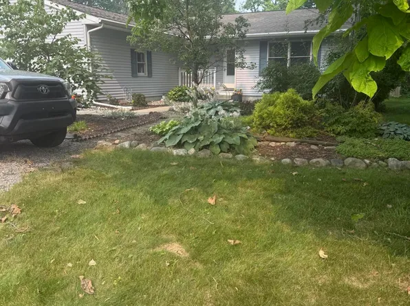 5922 Edson St, Haslett, MI 48840