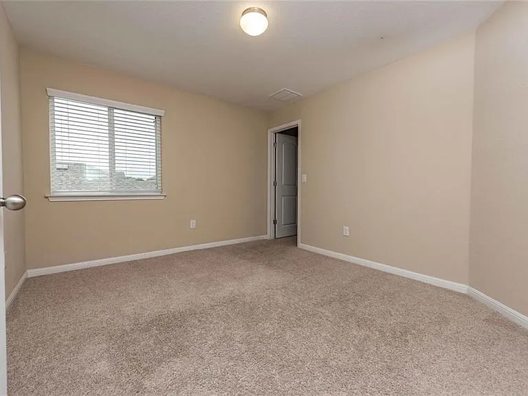 11600 Sewickley Ct S — Photo 30