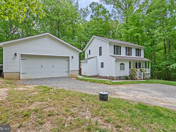 2nd image of 23 Geraldine Ct
