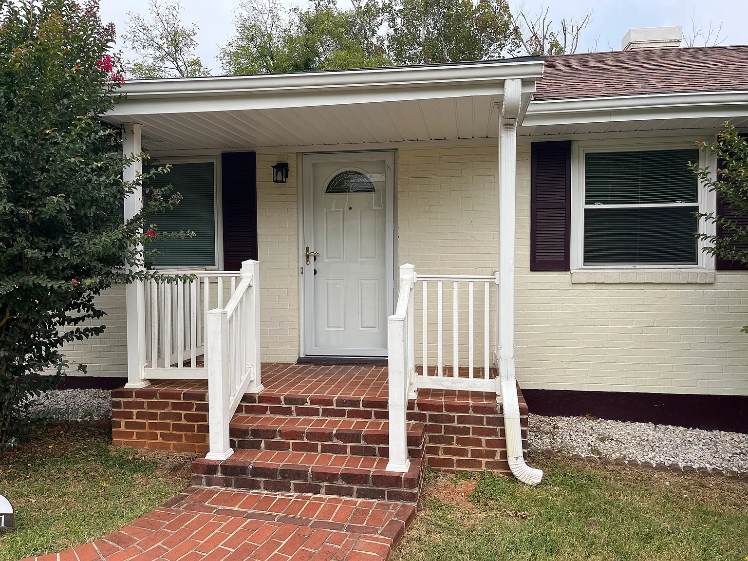 3 bed, 1484 sqft, $1,550 — Photo 3