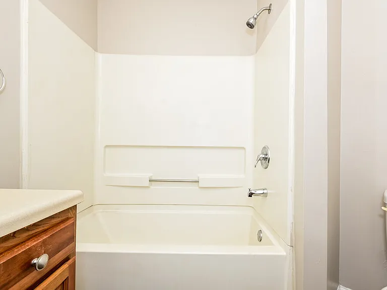 2499 Brianna Dr — Photo 12