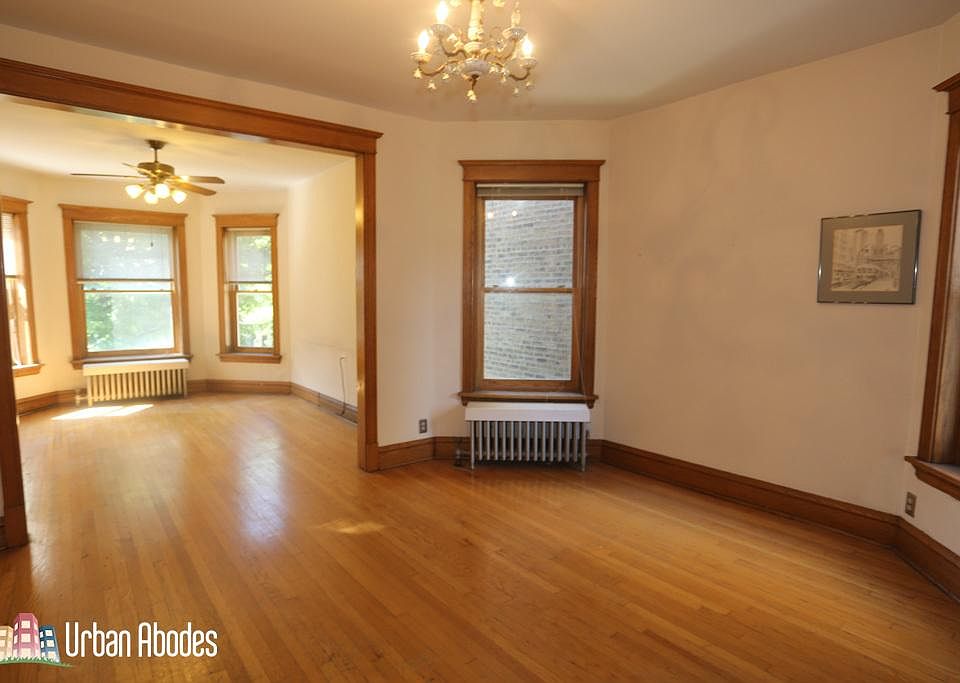 1st image of 1334 W Cornelia Ave