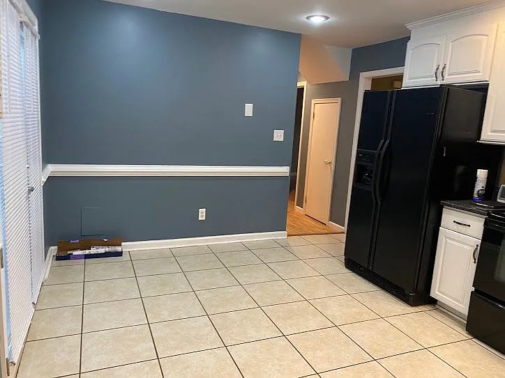 4 bedroom home for rent in Strawberry Acres — Photo 3