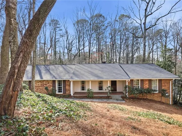 6900 Castleton Dr, Sandy Springs, GA 30328