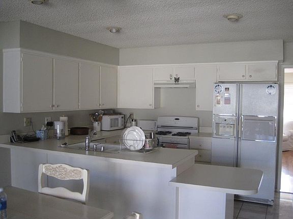 2nd image of 4126 Lake Harbor Ln