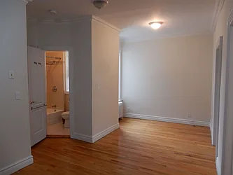 Rented by Aimee Grodanz, LREB