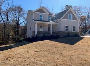 280 Rapids Dr, Bogart, GA 30622
