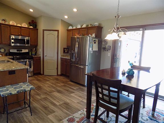 5th image of 510 Janewood Ct
