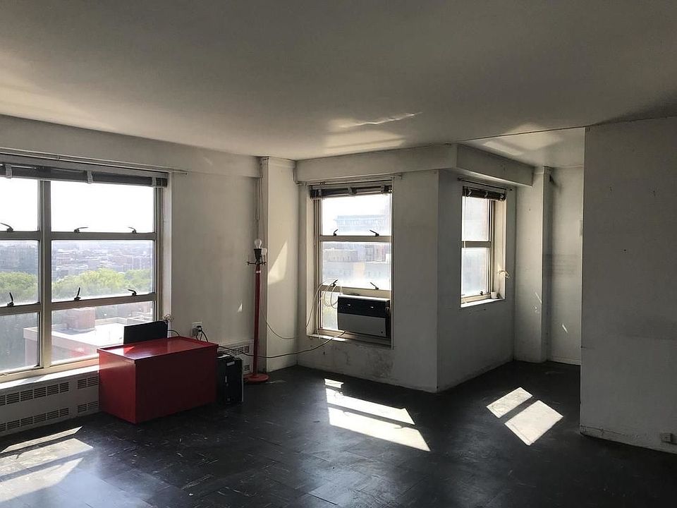 1st image of 80 La Salle St APT 13E