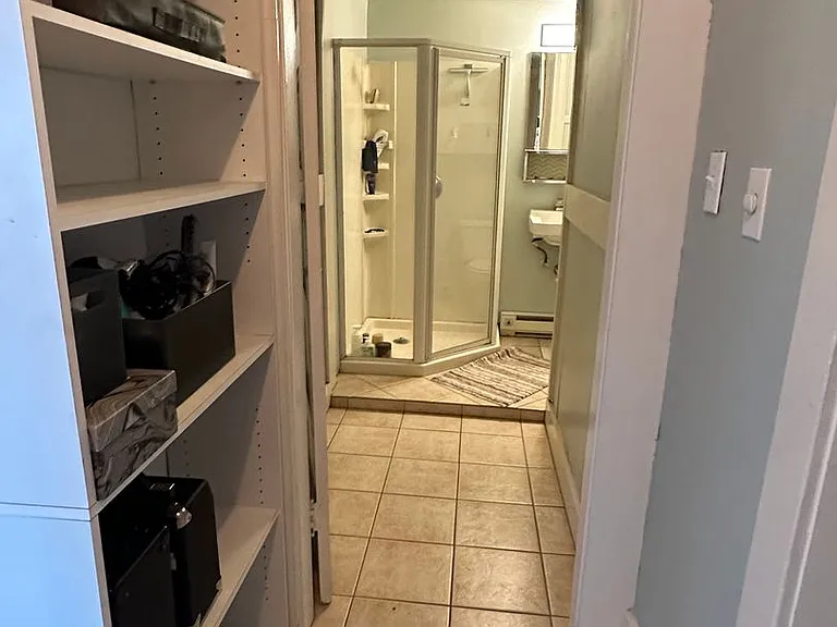 427 E 1st Ave #3 — Photo 9
