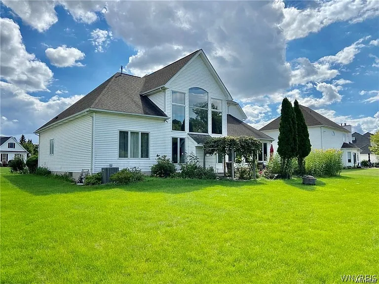 5458 Center Pine Ln — Photo 32
