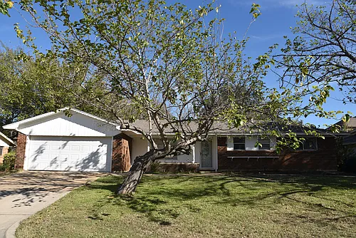 1212 Desiree Ln Photo 1