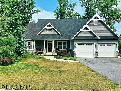 1st image of 806 Brush Oaks Dr