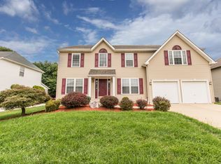 33 E Moyer Dr, Bear, DE 19701