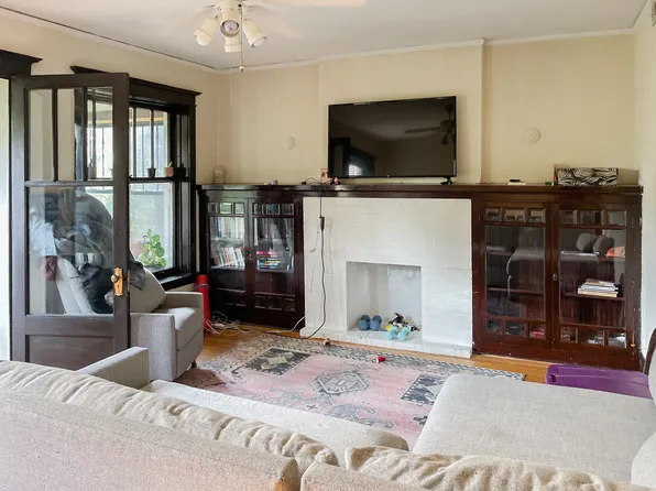 5943 N Magnolia Ave #3, Chicago, IL 60660