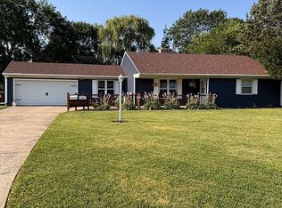 1302 Kay Ave, Rockford, IL 61103