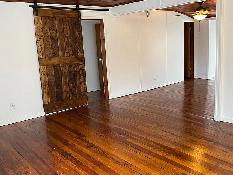3235 Cedarbrook Dr — Photo 3