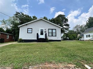 931 Apple St, Winston Salem, NC 27101