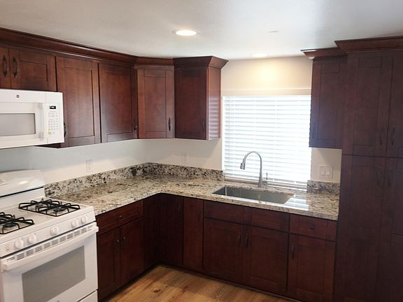 2nd image of 21847A Cottonwood Ave